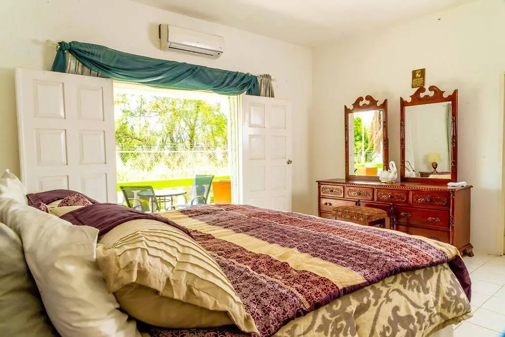 Bungalow On The Terrace Montego Bay