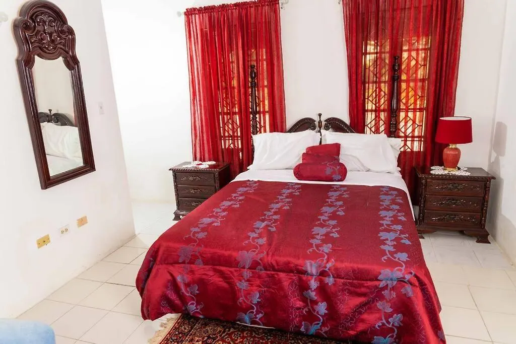 Bungalow On The Terrace Montego Bay Villa
