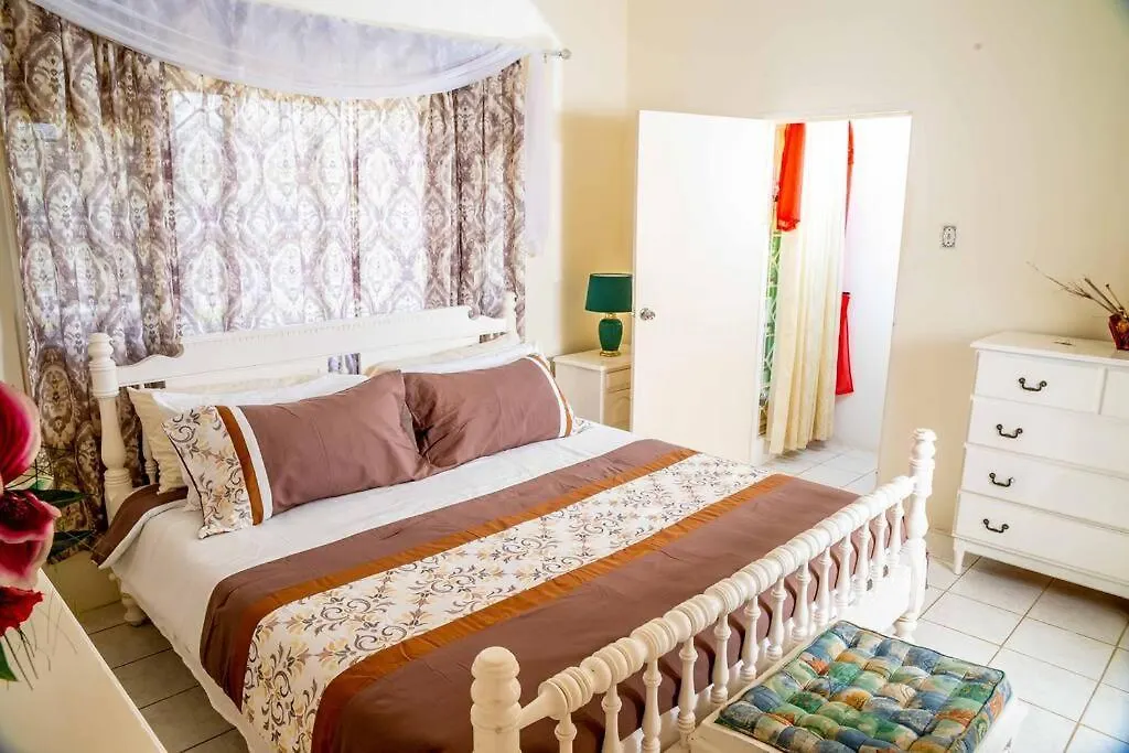 Bungalow On The Terrace Montego Bay
