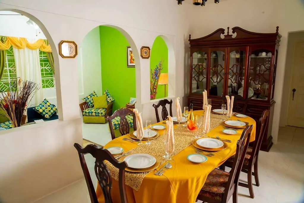 Bungalow On The Terrace Montego Bay Villa