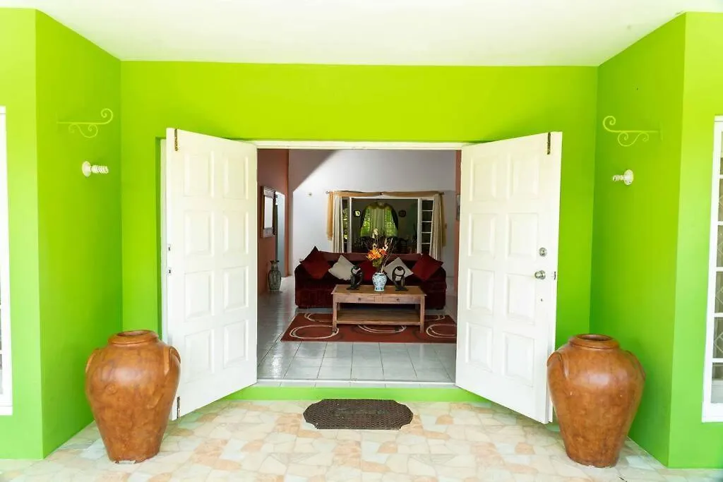 Bungalow On The Terrace Montego Bay