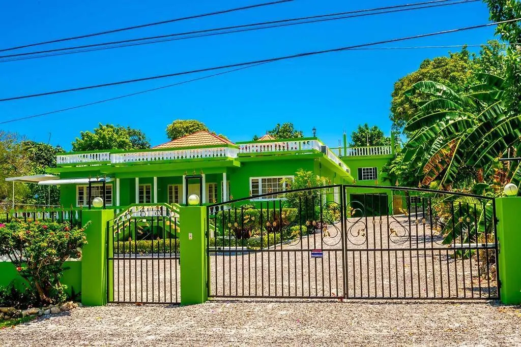 Villa Bungalow On The Terrace Montego Bay